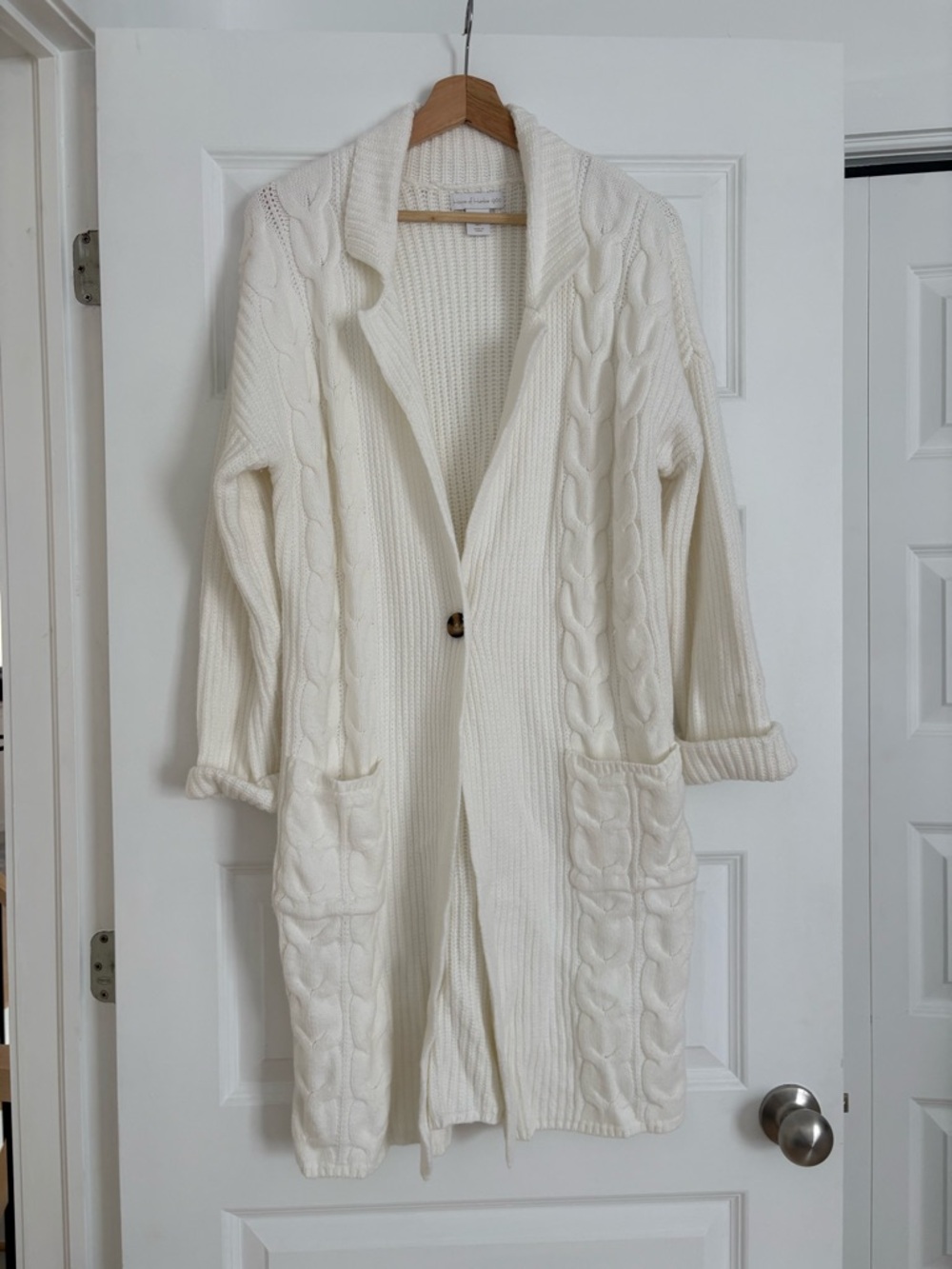 House of Harlow Cream Cable Knit Long Cardigan